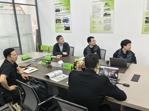 25635c34bbbf9edfc28ee6a89163e8ef_1